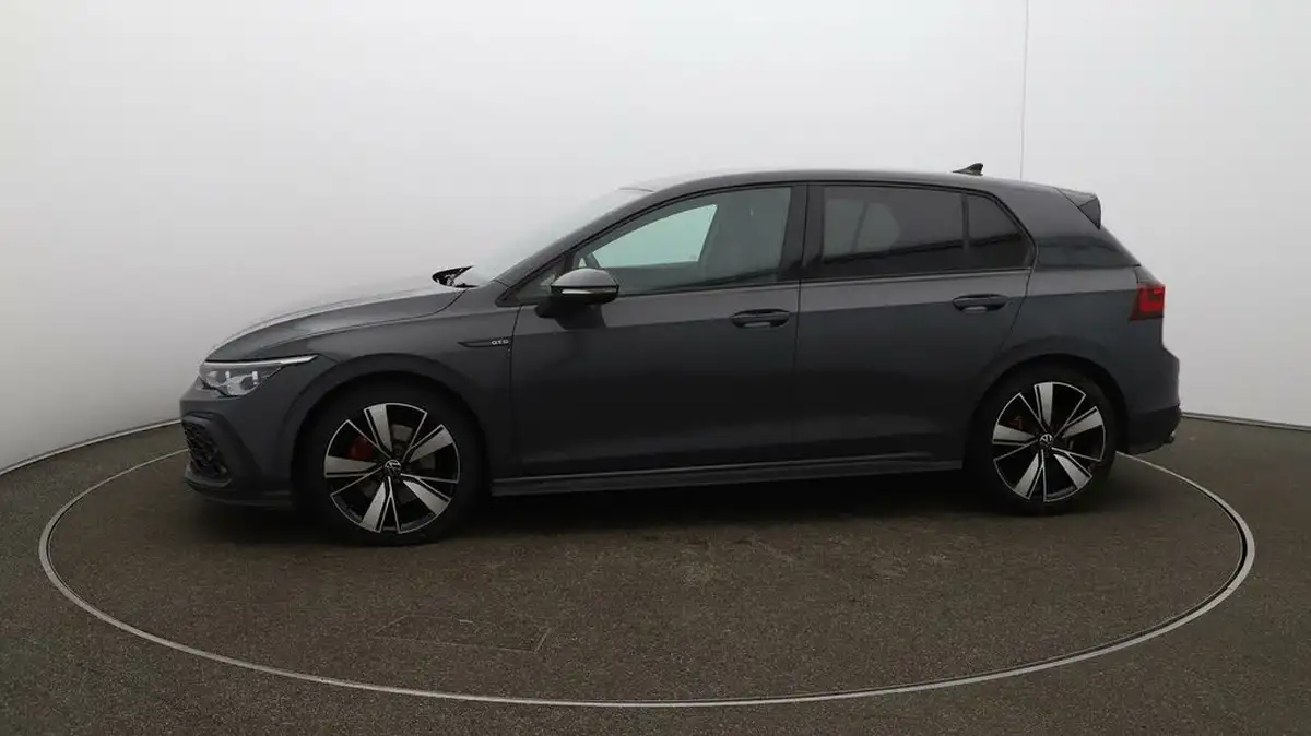 2022-volkswagen-golf-20tdi-gtd-big-66