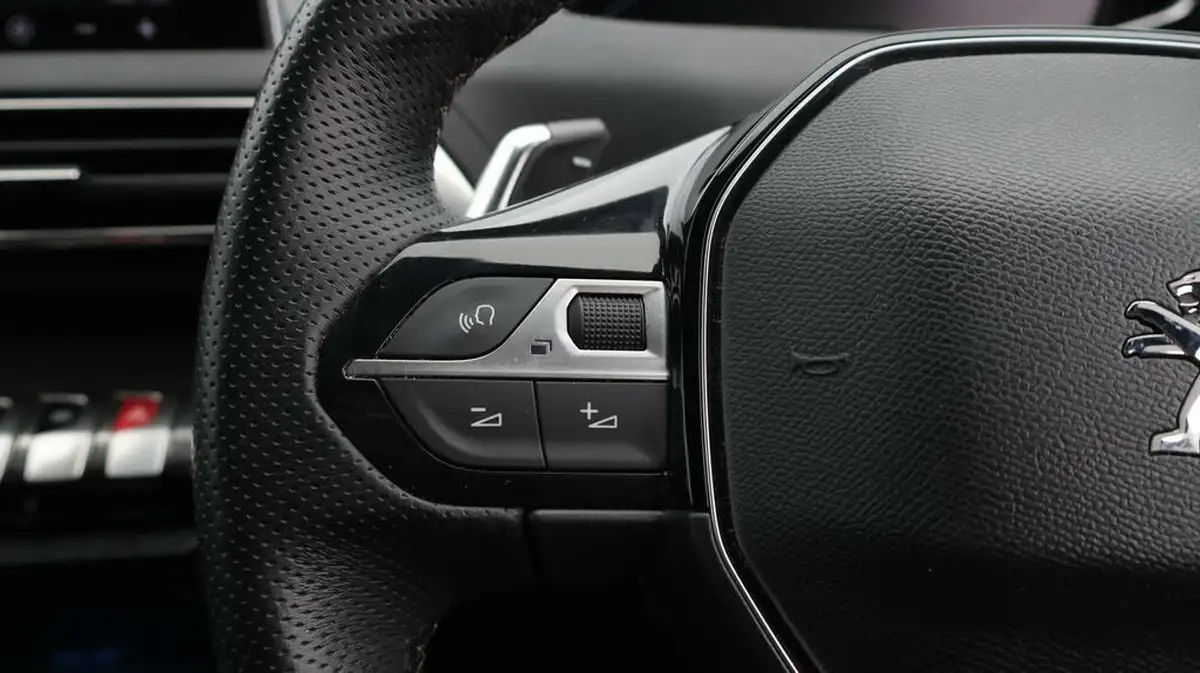 2020-peugeot-3008-suv-15-bluehdi-gt-line-eat8-big-25