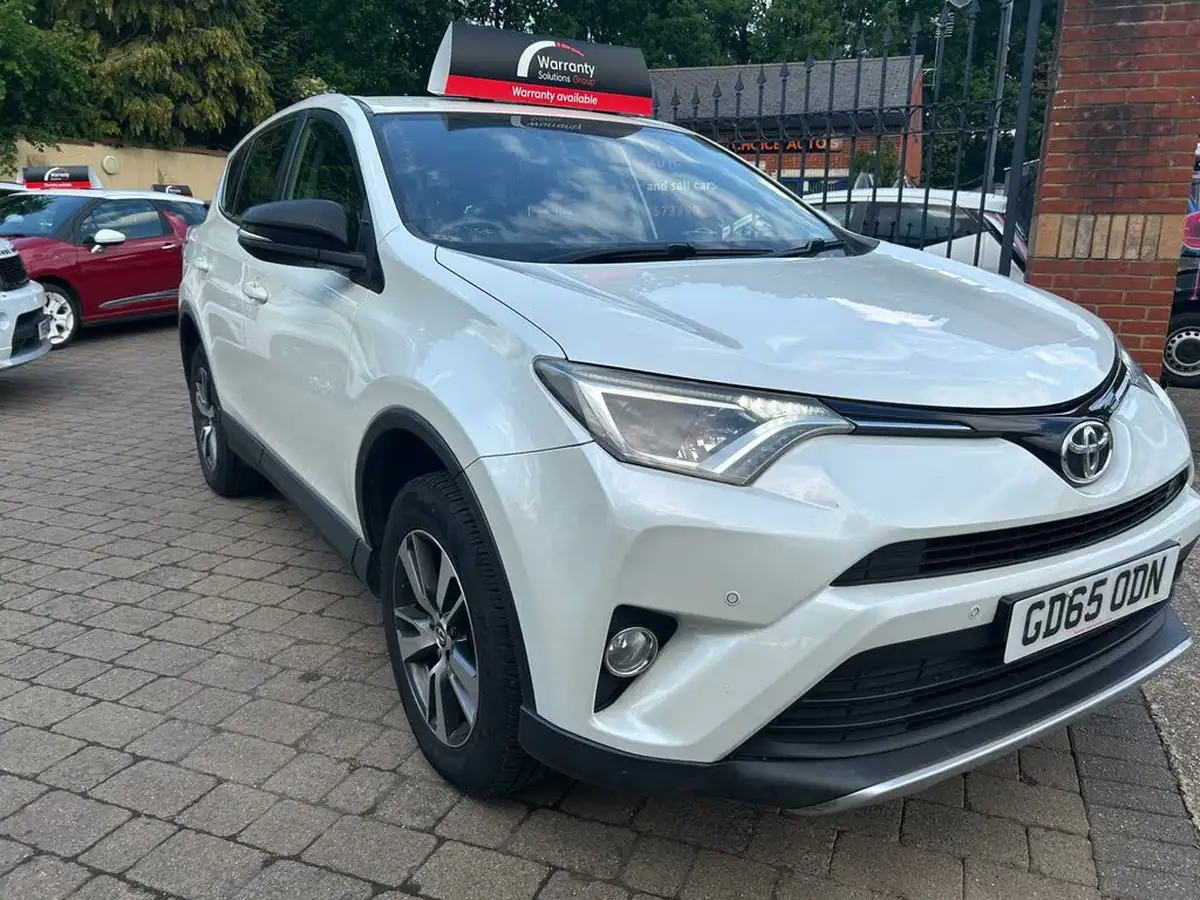 2015-toyota-rav4-20d-4d-business-edition-big-1
