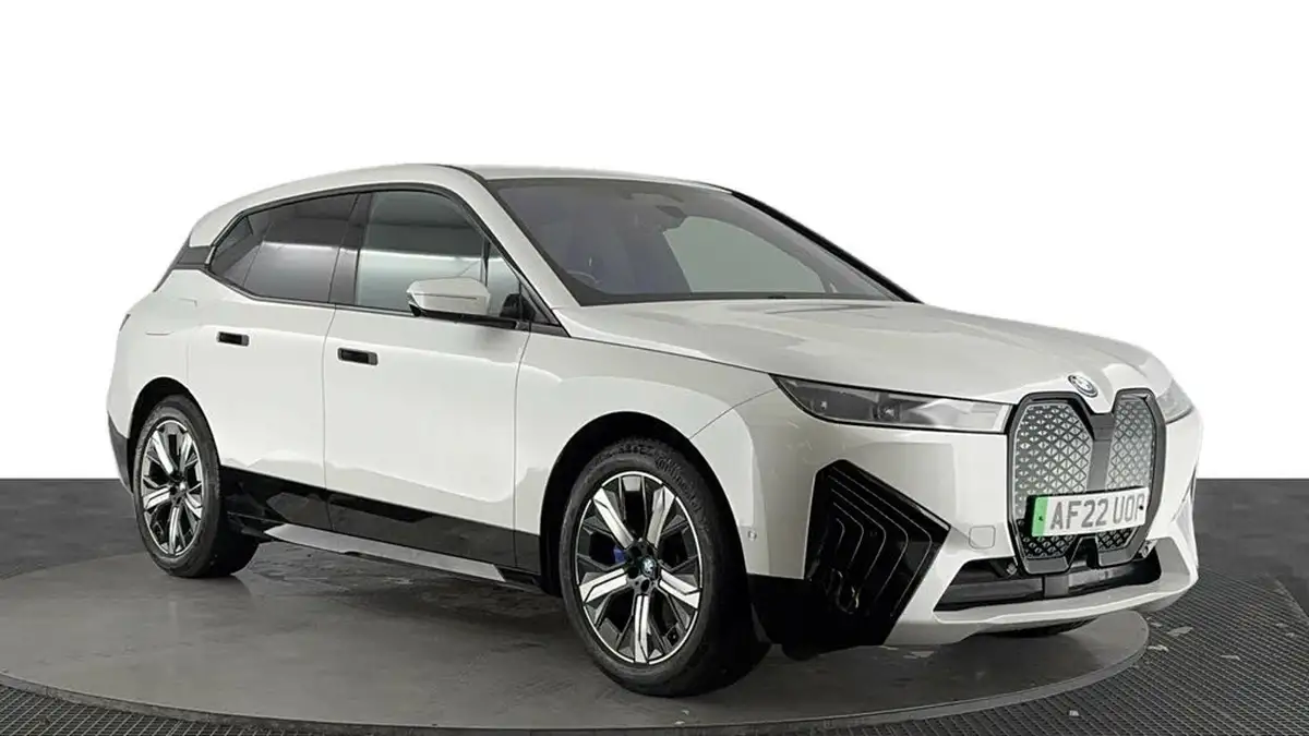 2022-bmw-ix-e-xdrive-50-m-sport-big-1
