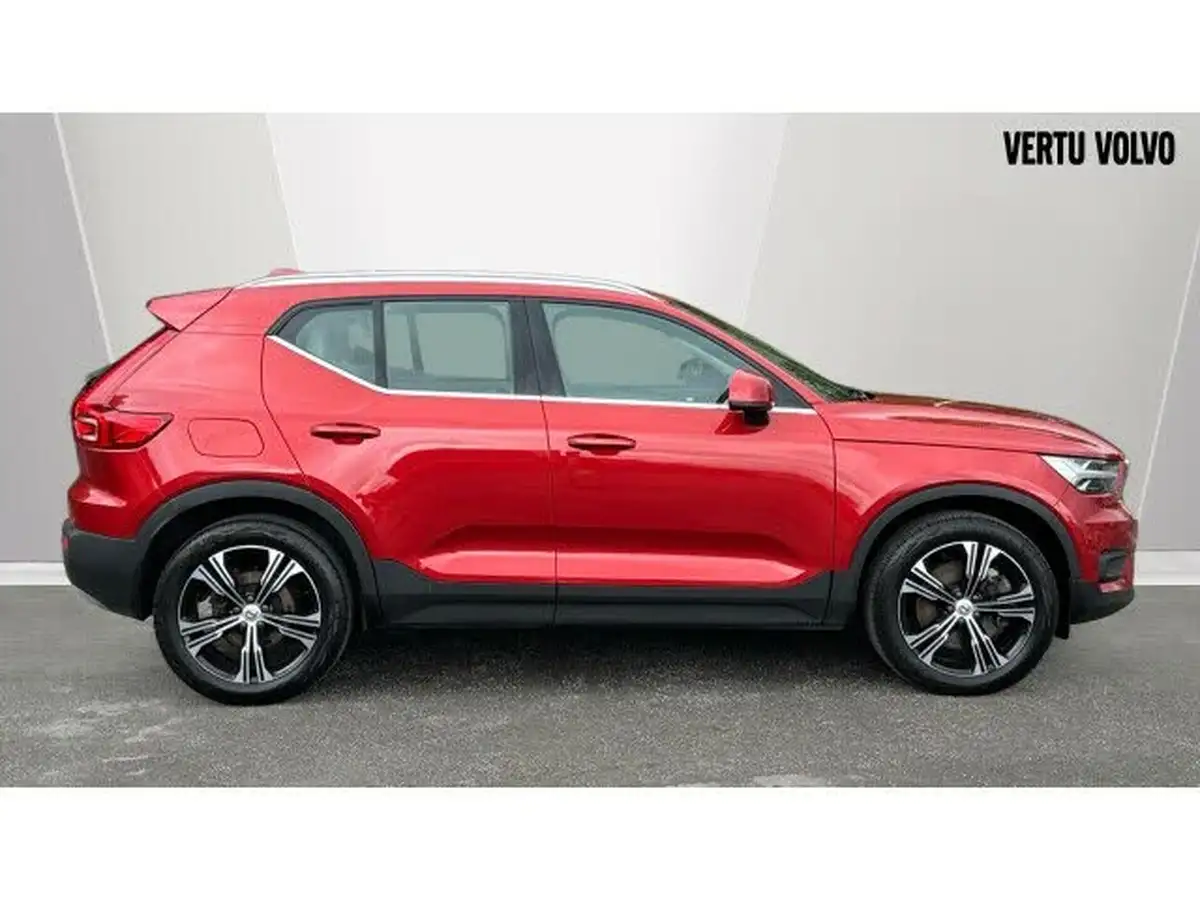 2022-volvo-xc40-15-t5-inscription-pro-big-2