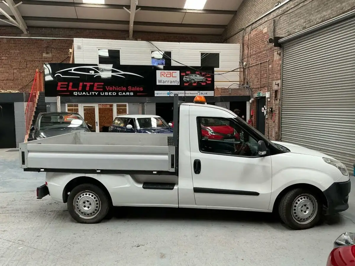 2012-fiat-doblo-big-9