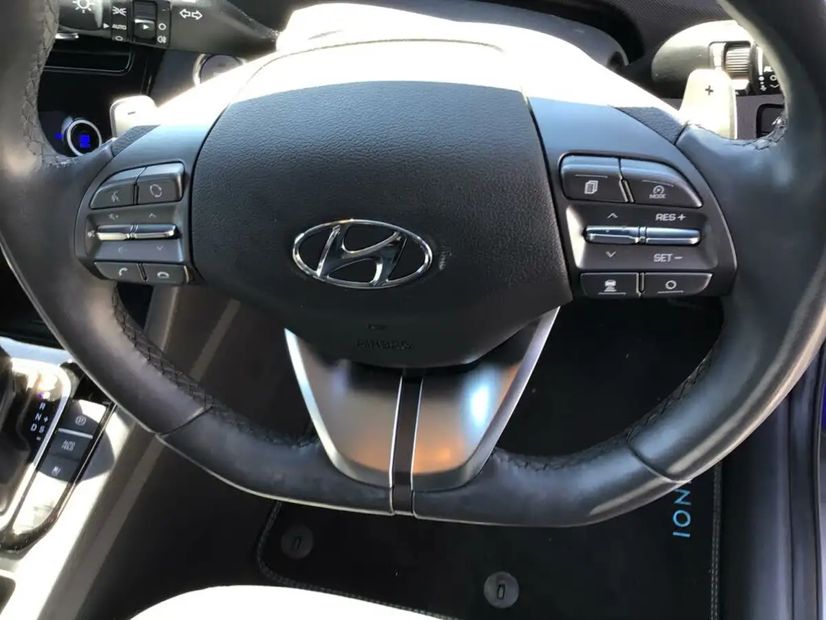 2020-hyundai-ioniq-16-gdi-premium-se-hybrid-big-35