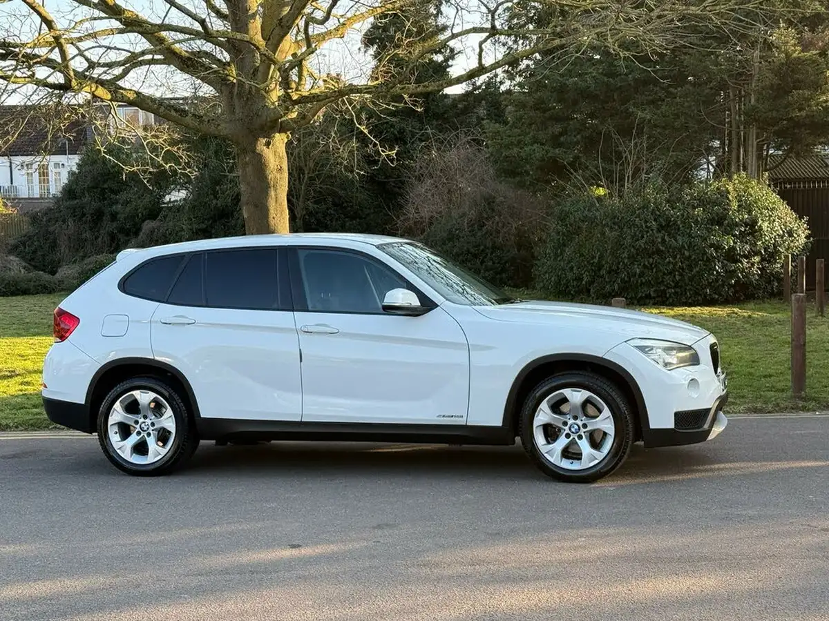 2013-bmw-x1-big-4