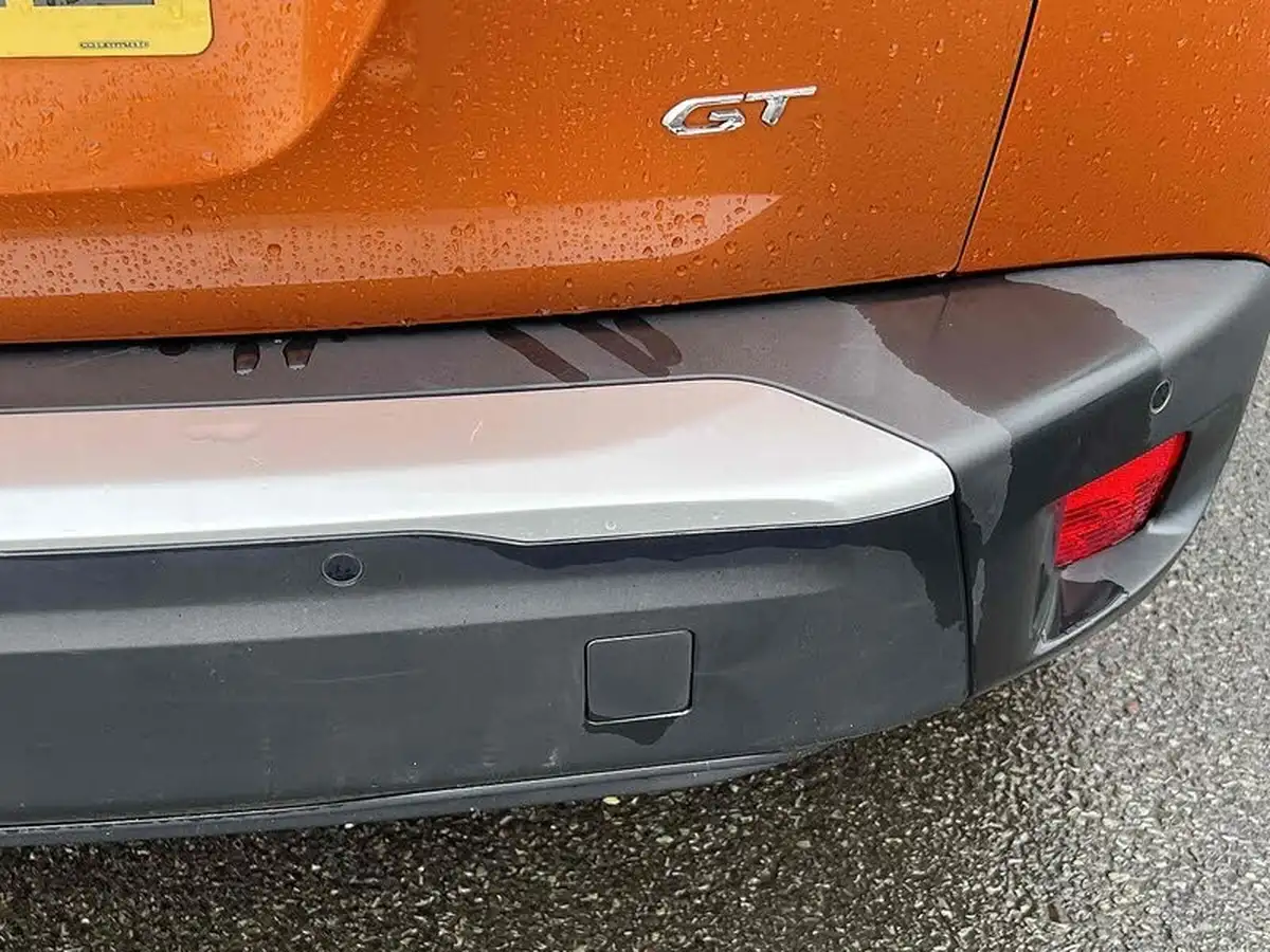 2021-peugeot-2008-suv-e-gt-big-16