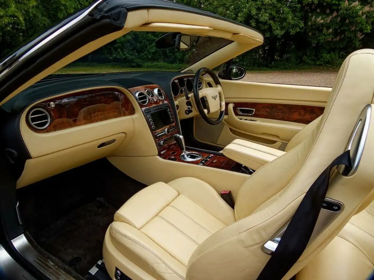 2007-bentley-continental-60-gtc-big-27