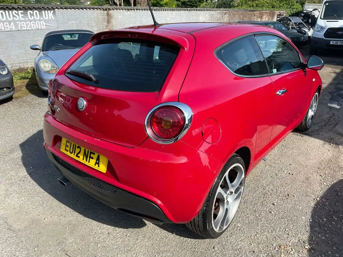 2012-alfa-romeo-mito-14-veloce-tb-multiair-135bhp-tct-big-5