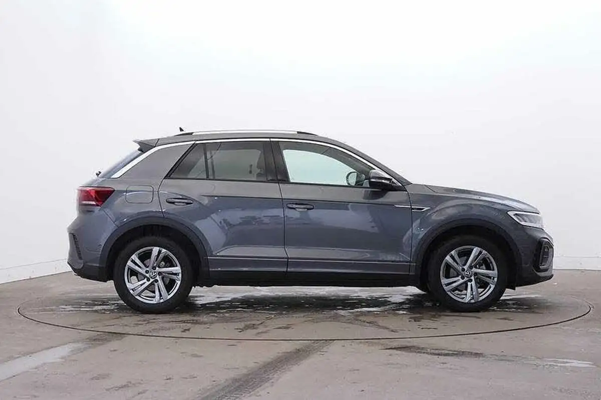 2024-volkswagen-t-roc-15-tsi-r-line-hatchback-5d-dsg-big-3