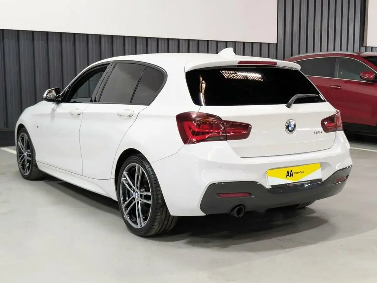 2019-bmw-1-series-15-118i-m-sport-shadow-edition-5d-auto-big-9