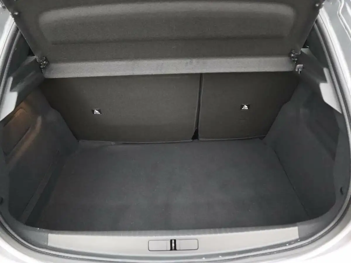 2022-peugeot-208-12-puretech-active-premium-75bhp-big-8