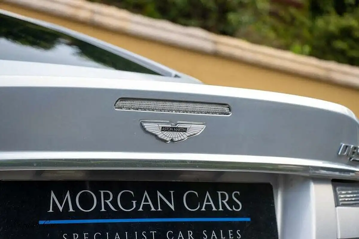 2009-aston-martin-dbs-60-touchtronic-big-16