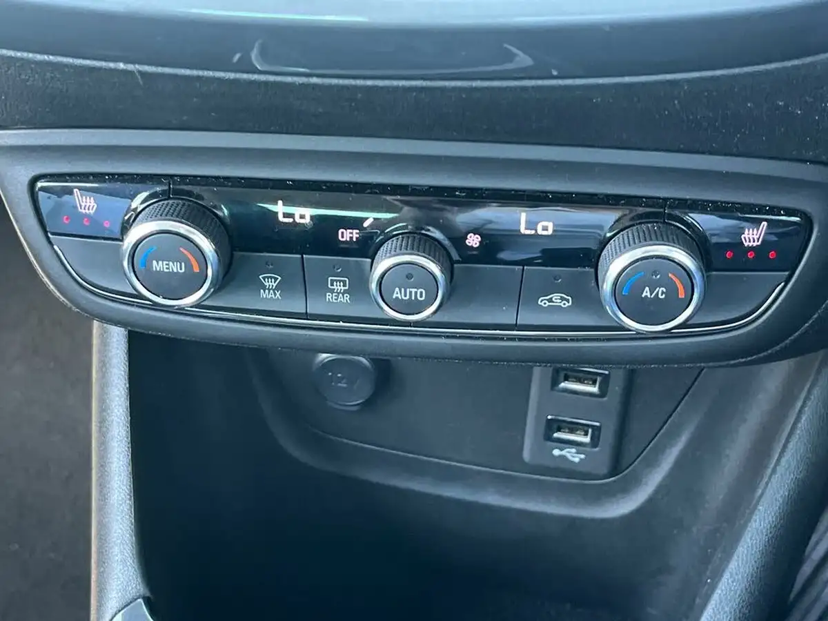 2022-vauxhall-crossland-12-ultimate-130ps-big-22