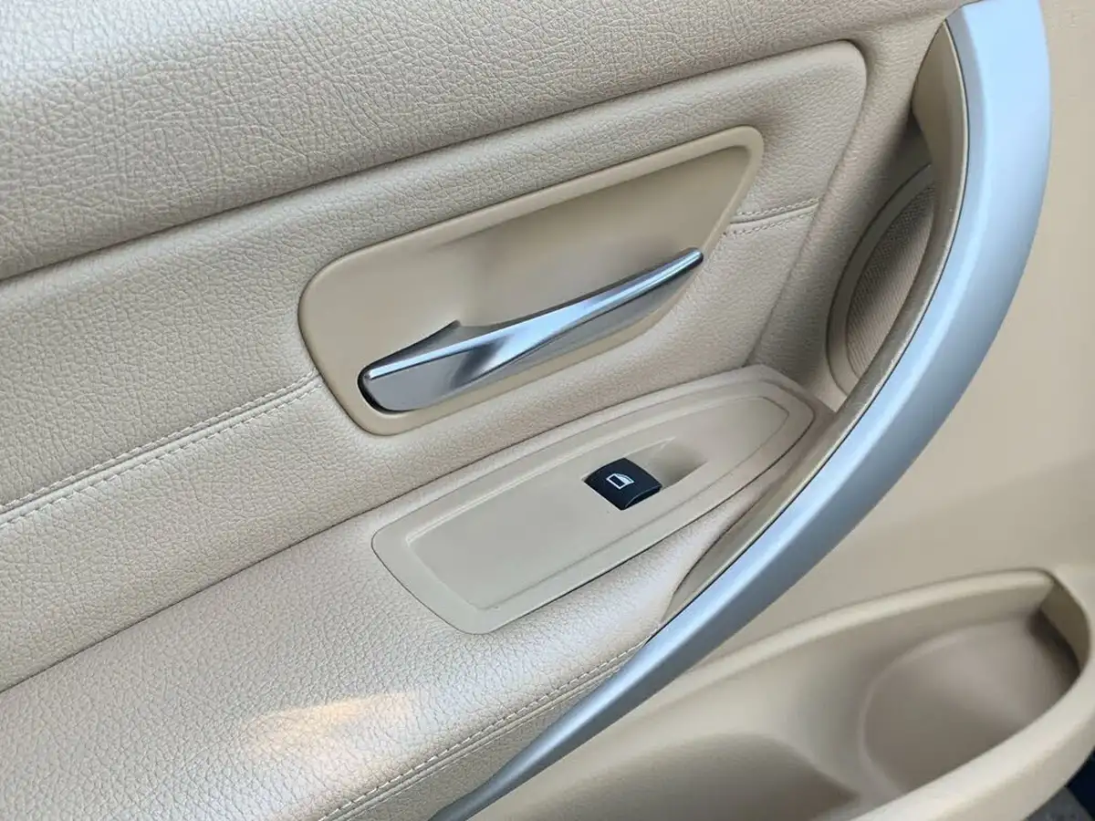 2012-bmw-3-series-20td-320d-se-184bhp-ss-touring-5d-auto-big-35