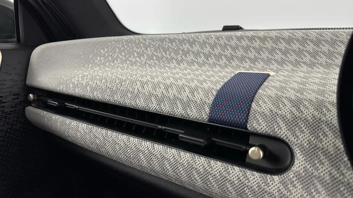 2024-mini-cooper-e-cooper-se-exclusive-level-2-big-27