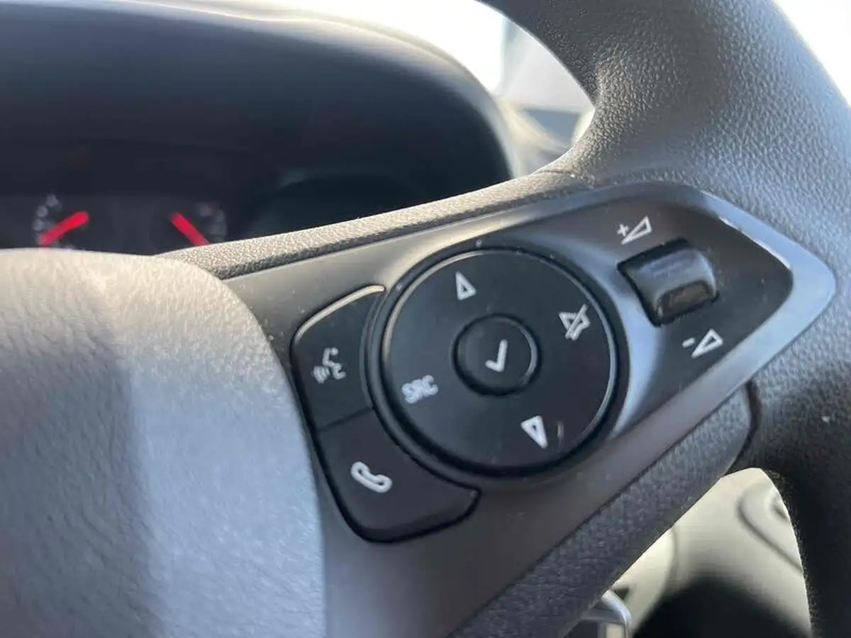 2020-vauxhall-combo-15cdti-sportive-2300-100pseu6d-t-l2h1-panel-big-40