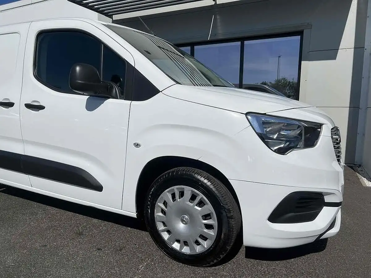 2020-vauxhall-combo-15cdti-sportive-2300-100pseu6d-t-l2h1-panel-big-16