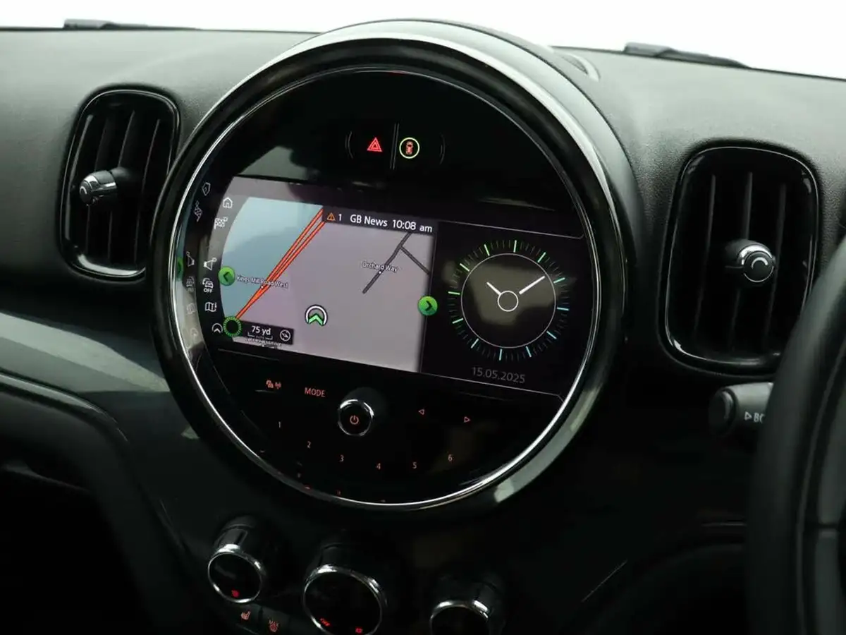 2020-mini-countryman-15-cooper-classic-comfort-big-26