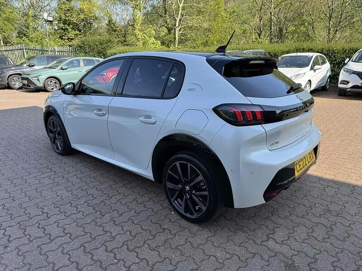 2022-peugeot-208-12-puretech-gt-premium-100bhp-big-2