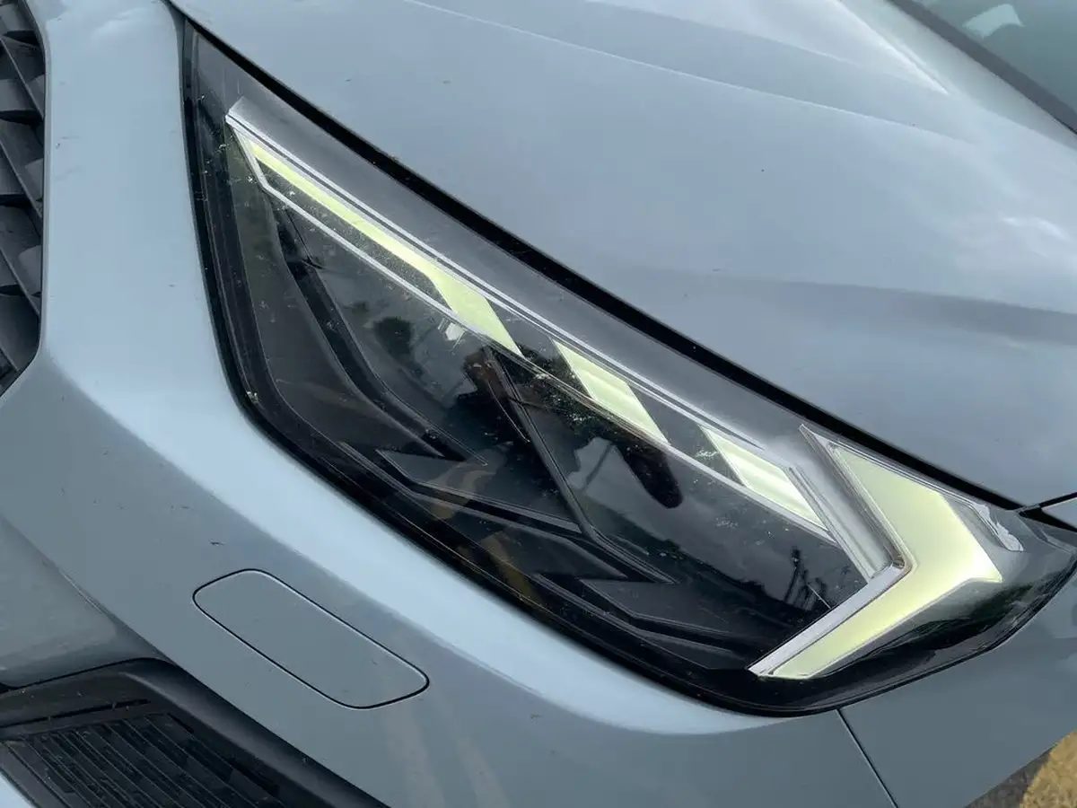 2020-audi-a1-10-25-tfsi-technik-big-20