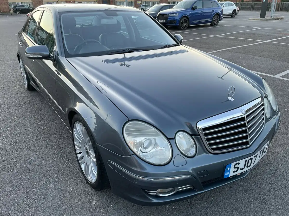 2007-mercedes-benz-e-class-30td-e280-sport-saloon-4d-big-2
