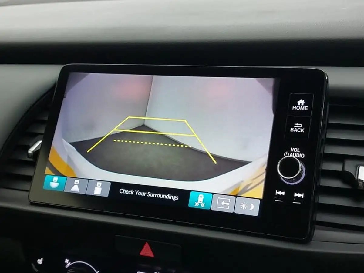 2023-honda-jazz-15-i-mmd-advance-sport-big-11
