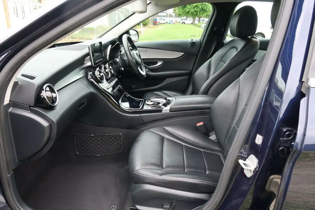 2015-mercedes-benz-c-class-21cdi-c220-sport-ss-saloon-4d-7g-tronic-plus-big-21