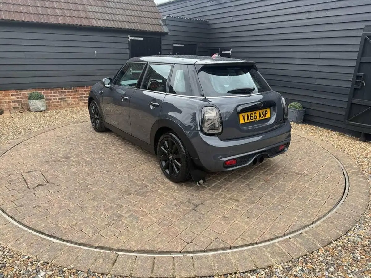 2016-mini-cooper-20-cooper-s-ss-hatchback-5d-big-34