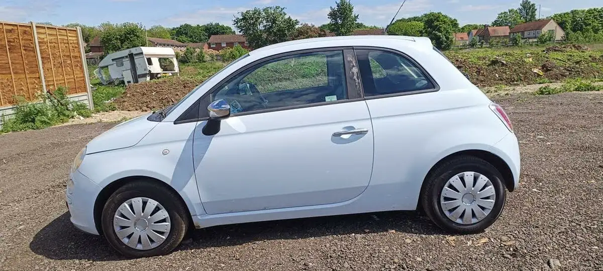 2009-fiat-500-12-pop-big-10