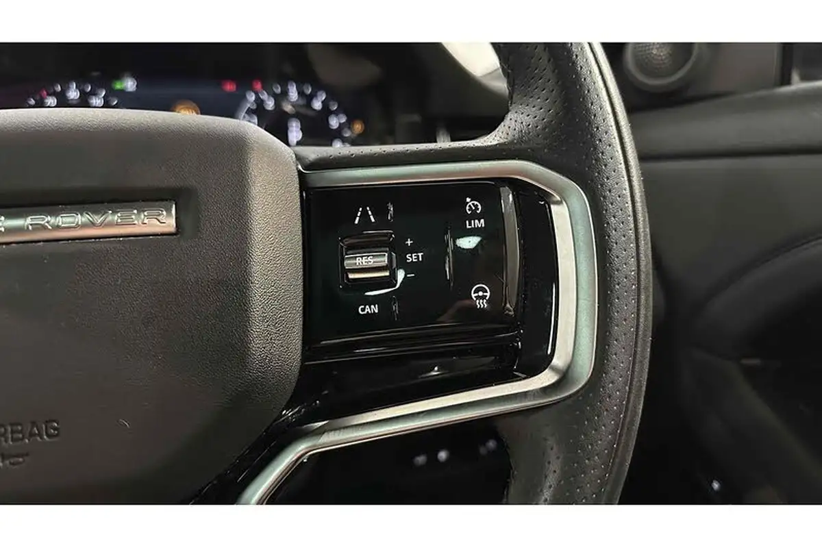 2021-land-rover-range-rover-evoque-15-p300e-r-dynamic-se-big-43