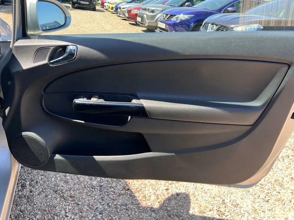 2008-vauxhall-corsa-12-design-3d-big-48