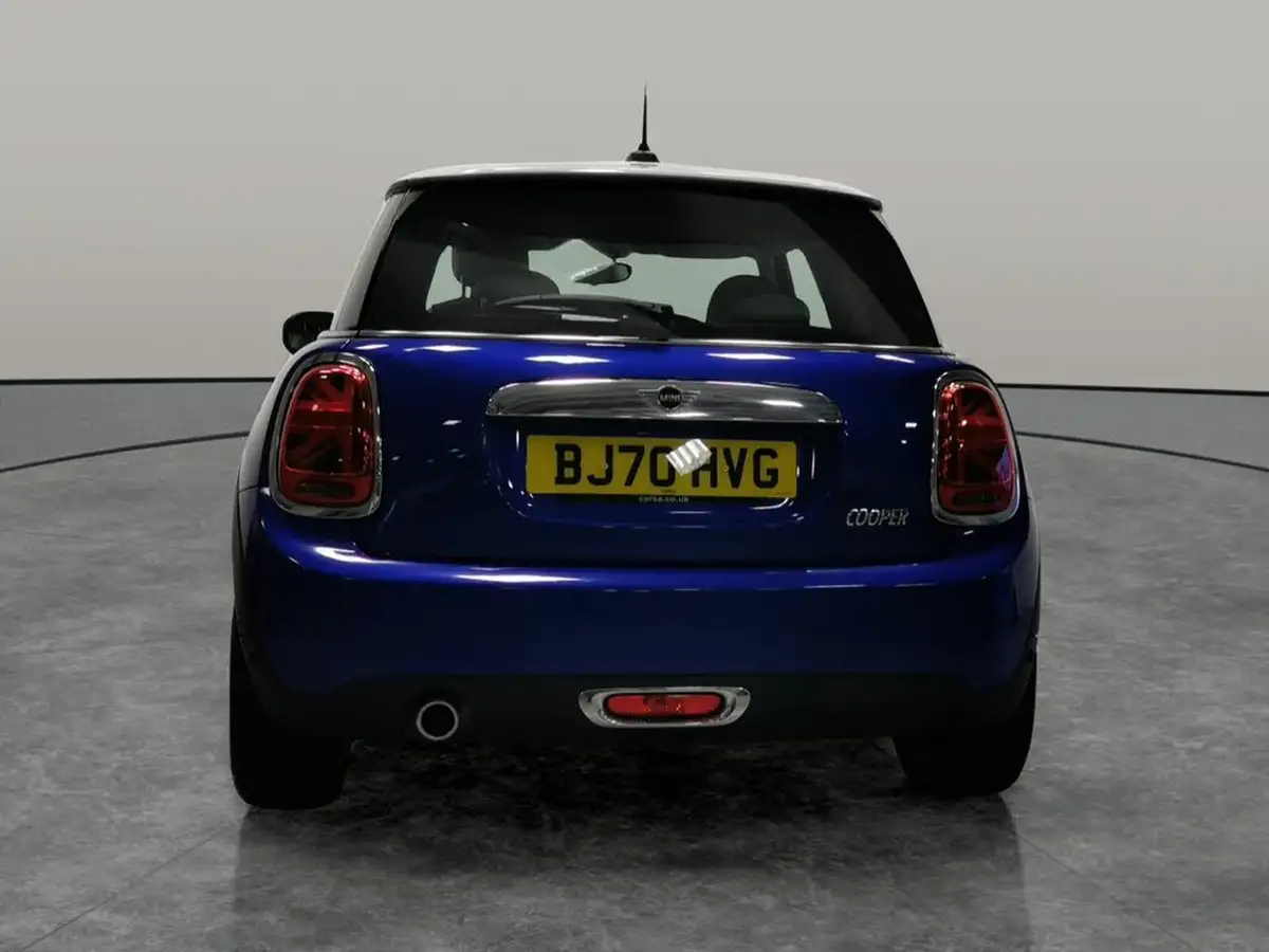2021-mini-cooper-15-cooper-exclusive-series-ii-hatchback-3d-big-10