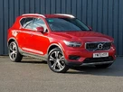 2022-volvo-xc40-15-t4-inscription-small-0