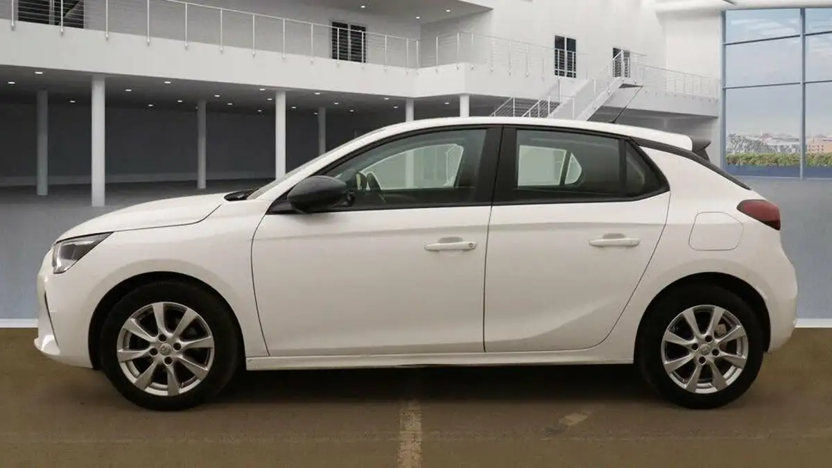 2023-vauxhall-corsa-12i-design-big-7