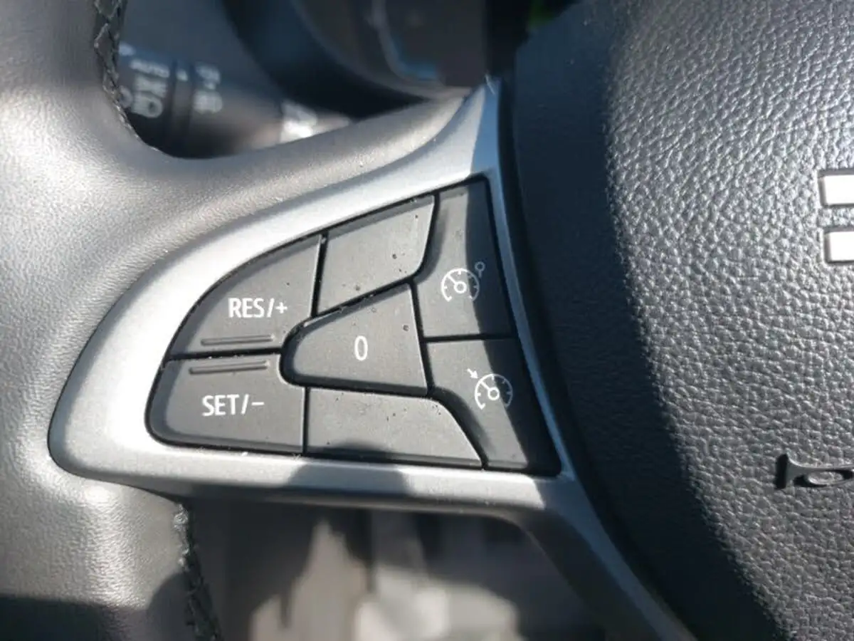 2024-dacia-jogger-16-tce-extreme-big-17