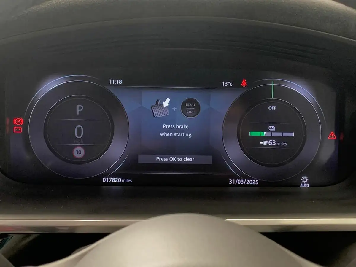 2021-jaguar-i-pace-ev400-hse-big-30