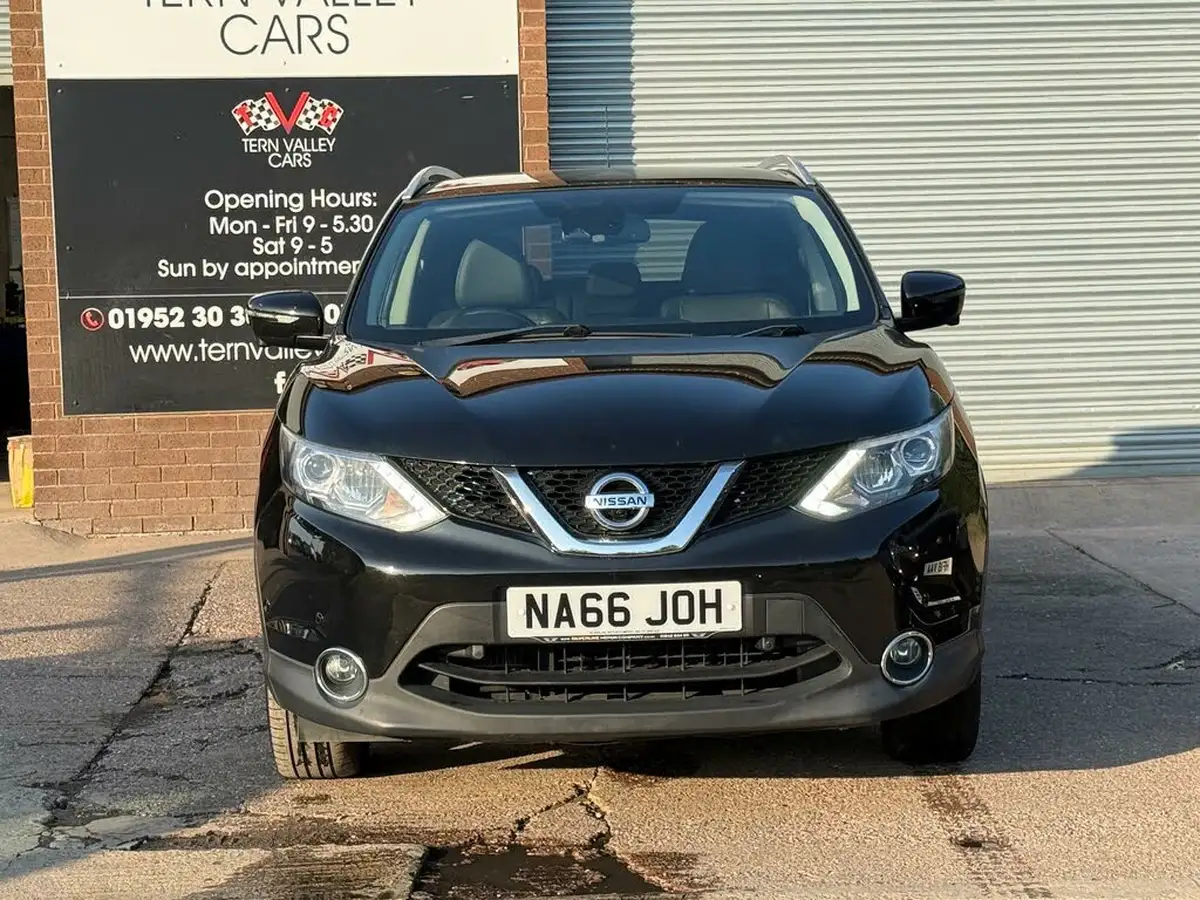 2016-nissan-qashqai-16dci-tekna-4x4-big-19
