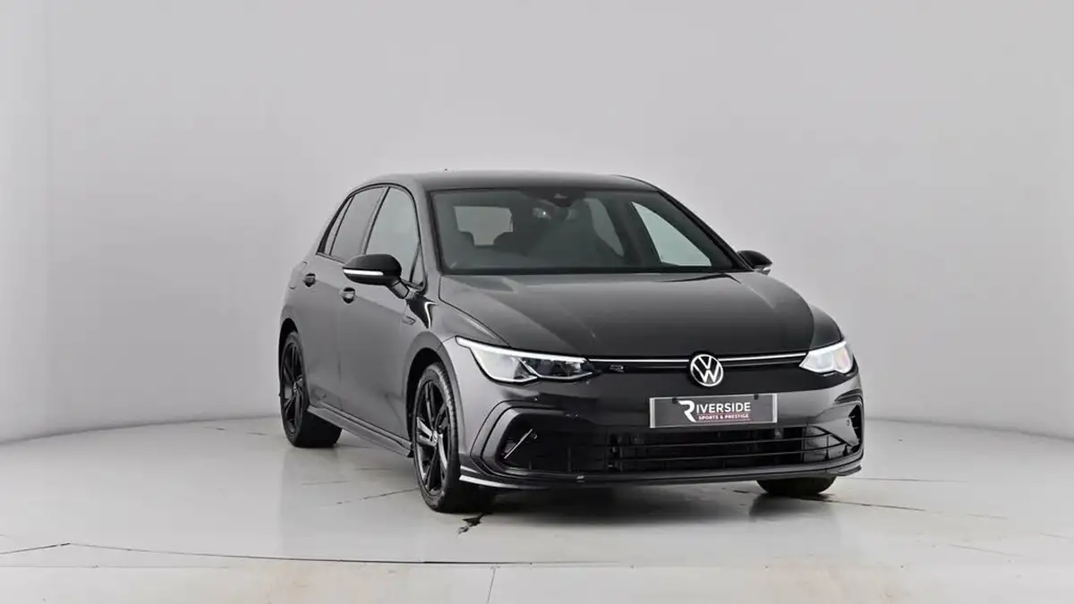 2022-volkswagen-golf-15-tsi-r-line-130ps-hatchback-big-49