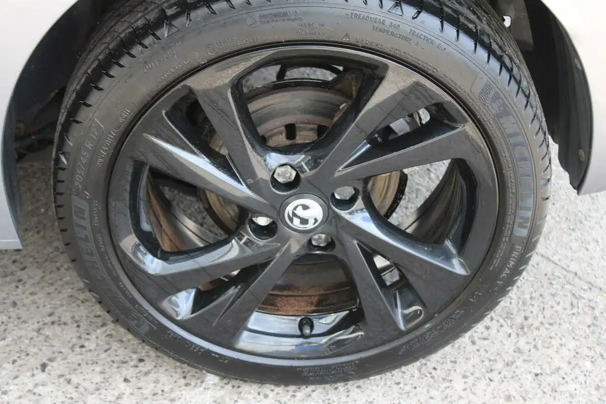 2020-vauxhall-corsa-12-turbo-sri-nav-premium-big-19