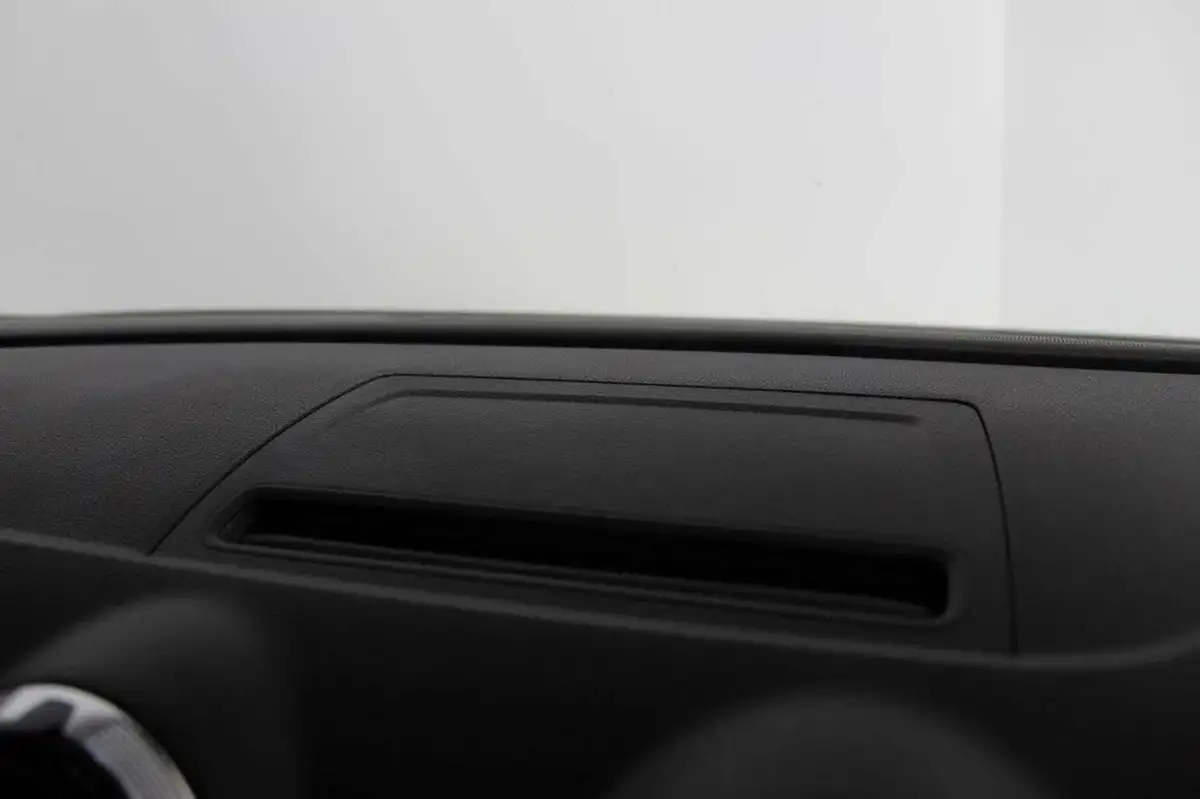 2016-audi-a3-20-tdi-quattro-s-line-184ps-nav-ss-saloon-4d-tronic-big-38