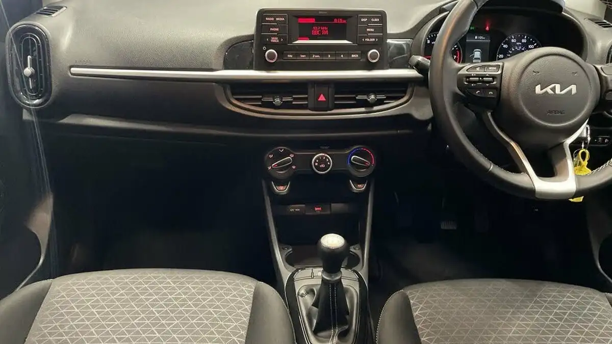 2022-kia-picanto-10-2-big-15