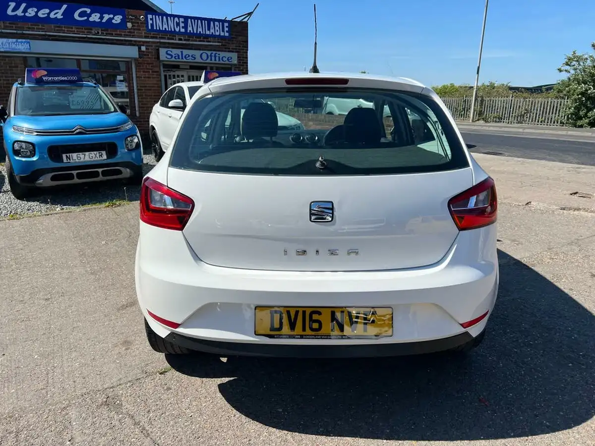 2016-seat-ibiza-10-vista-hatchback-5d-big-5