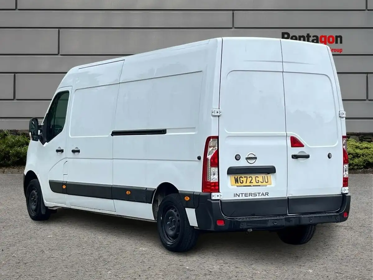 2022-nissan-interstar-23dci-f35-l3h2-tekna-135pseu6d-panel-van-big-1