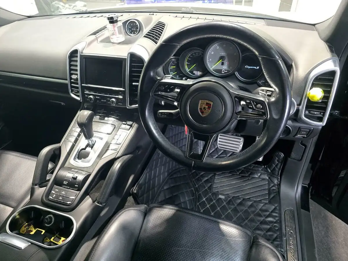 2015-porsche-cayenne-30-s-e-hybrid-big-6