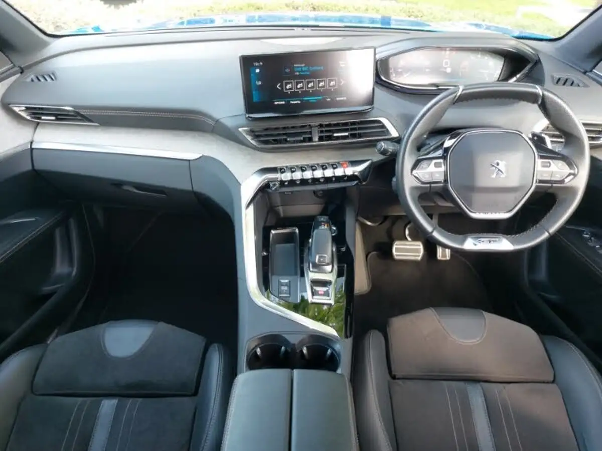 2021-peugeot-3008-suv-12-puretech-gt-premium-big-2