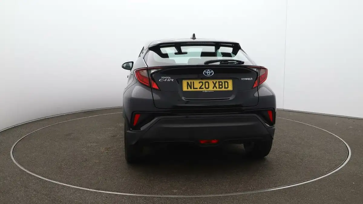 2020-toyota-c-hr-18-vvt-i-icon-parking-pack-big-52