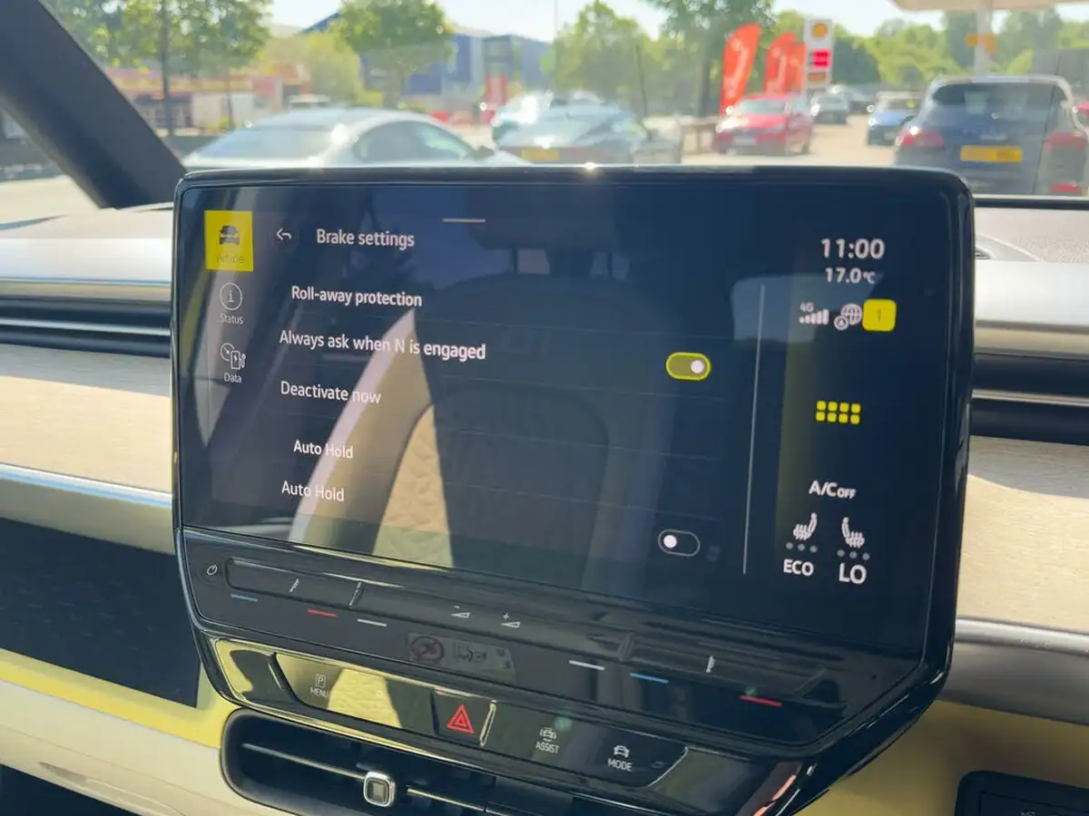2023-volkswagen-idbuzz-e-style-standard-big-48