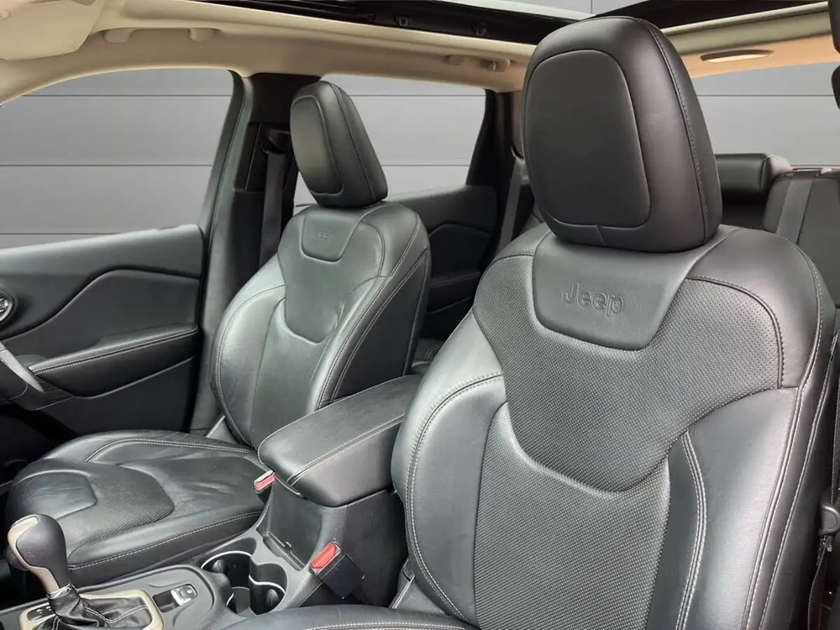 2017-jeep-cherokee-22multijet-ii-limited-ss-big-14