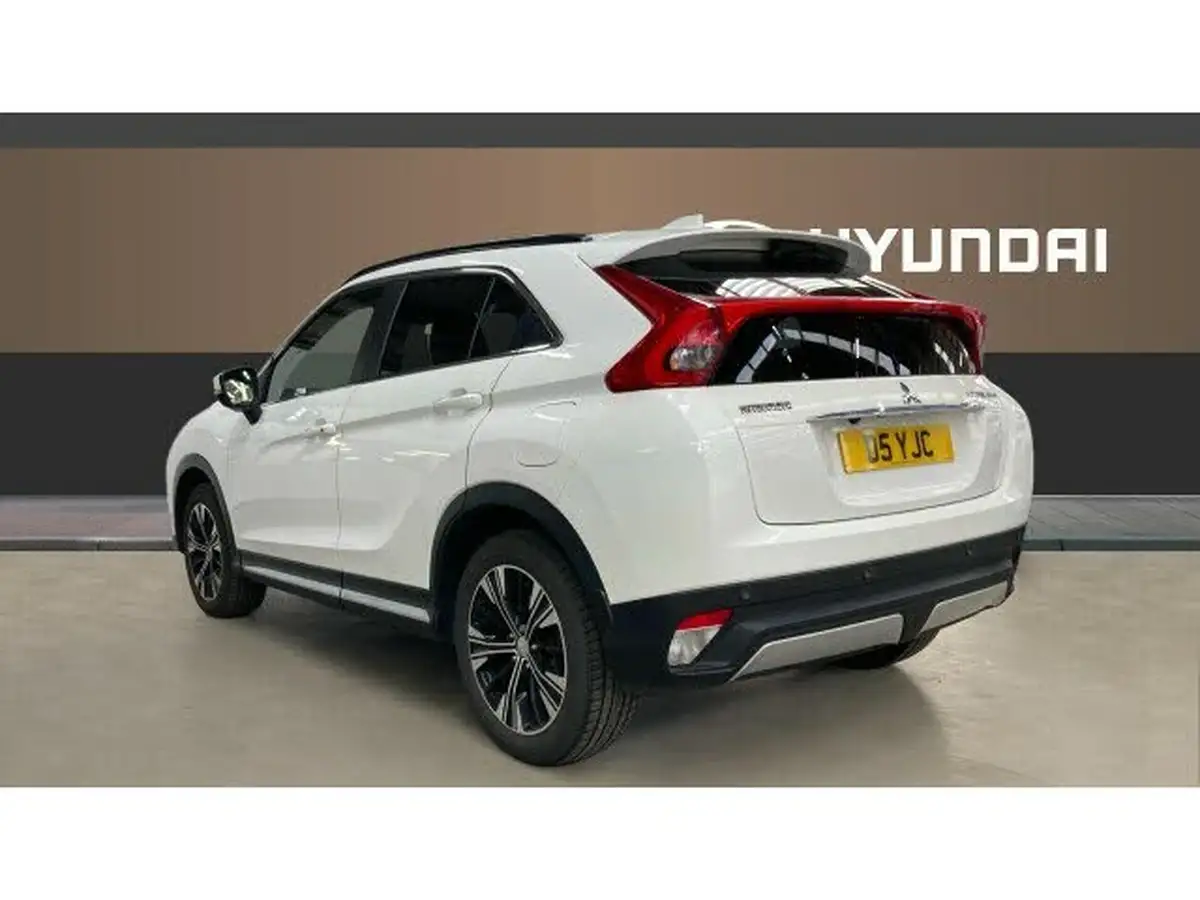 2018-mitsubishi-eclipse-cross-15-4-auto-big-1