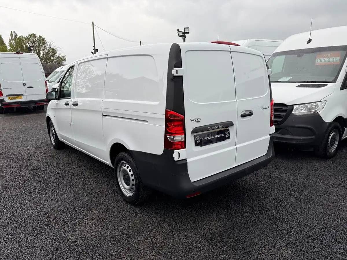 2021-mercedes-benz-vito-20cdi-114-progressive-l2-134bhpeu6dt-panel-1749cc-9g-tronic-big-10