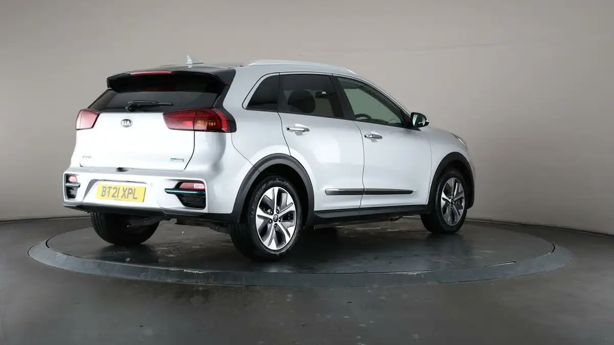 2021-kia-e-niro-ev-4-big-68